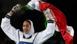 İran'ın olimpiyatlarda madalya kazanan tek kadın sporcusu, ülkeyi terk ediyor