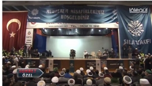 İZMİR’DEKİ SKANDAL ETKİNLİK MECLİS GÜNDEMİNDE
