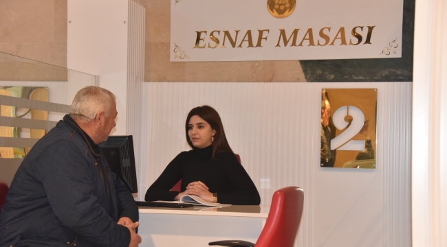 Kemalpaşa Belediyesi'nden 'esnaf dostu' masa