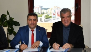 Narlıdere’de toplu sözleşme sevinci