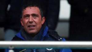 Ali Koç’un Kırklarelispor maçındaki görüntüsü Fenerbahçelileri mest etti