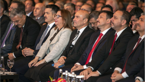  Ekonominin yıldızları ödüllerini aldı