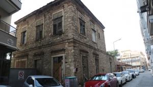 Gaziemir’e tarih kokan Edebiyat Evi
