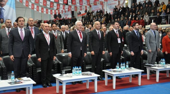  İzmir'de Chp İl Kongresi heyecanı yaşanıyor