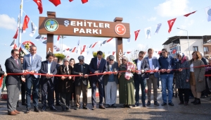 Menemen şehitlerini unutmadı