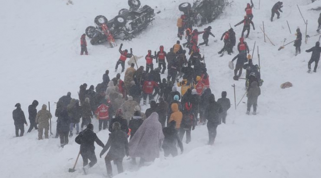 Van'da çığ altında 38 kişiyi kaybettik! İşte son durum