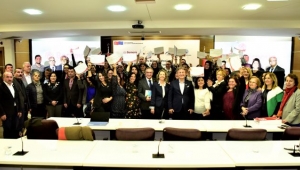 Artık, çocuklar eğitimli yardımcılara emanet