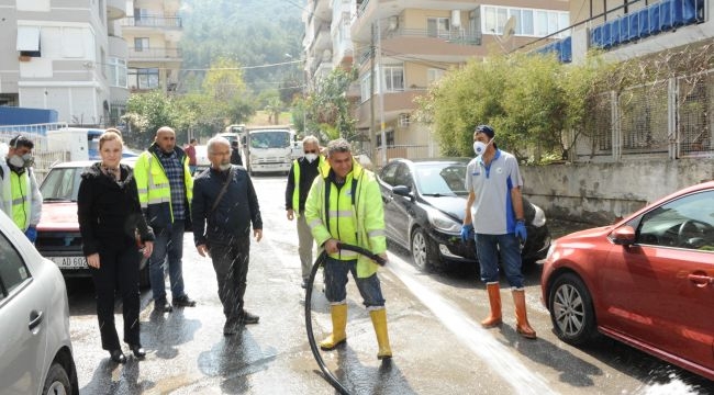 Balçova sokak sokak temizleniyor