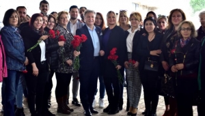 Başkan İduğ’dan kadınlarla açılış