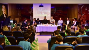 Bornova aşkına haydi salona!