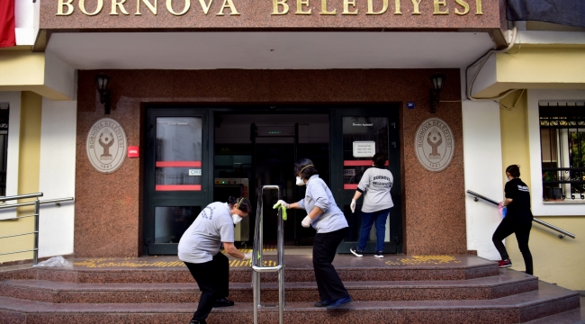 Bornova’da Corona Virüse karşı temizlik seferberliği