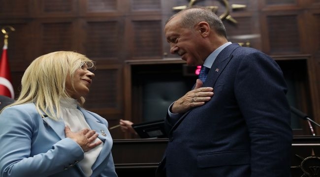 İYİ Parti'den istifa eden Tuba Vural Çokal ve 5 Belediye Başkanı AK Parti'ye geçti