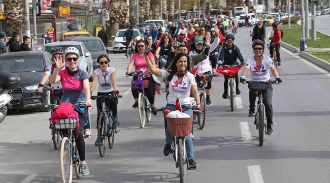 Karşıyaka’da dolu dolu 8 Mart!