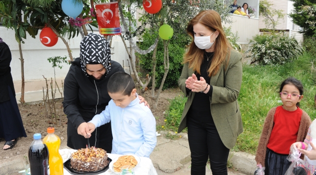 23 Nisan’da özel doğum günü
