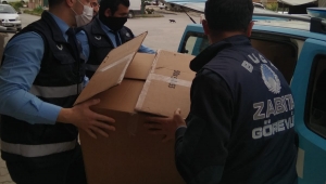 Buca Zabıtası’ndan maske ve önlük operasyonu: 9 bin 500 maskeye el kondu