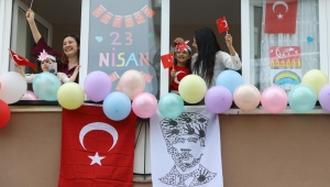 Bucalı pırlantalar Atatürk sevgileriyle 7’den 70’e herkesi duygulandırdı 