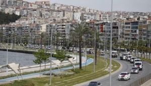 Konak Belediyesi’nden coşkulu 23 Nisan turu