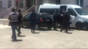 Arazi ve eski husumeti olan aile silahlı kavga 5 kardeş öldü 4 dört yaralı