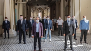 Başkan Sürekli'den sağlıkçılar ve esnafla bayramlaşma