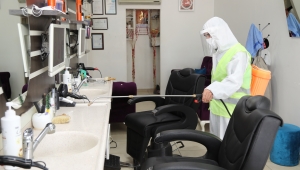 Berber ve kuaförlerde aralıksız dezenfeksiyon işlemi