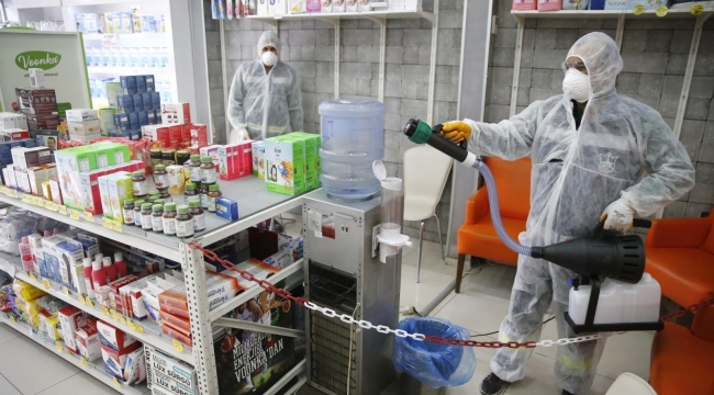 Konak'ta karış karış dezenfeksiyon