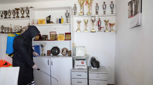Amatör spor kulüplerinin tesisleri dezenfekte edildi