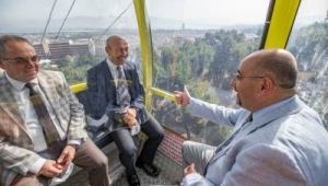 Başkan Soyer yeniden açılan Teleferik tesislerini gezdi