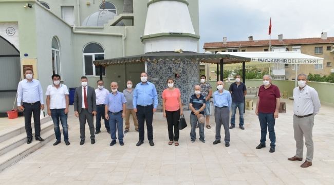 Başkan Utku Gümrükçü’den ibadethanelere ziyaret