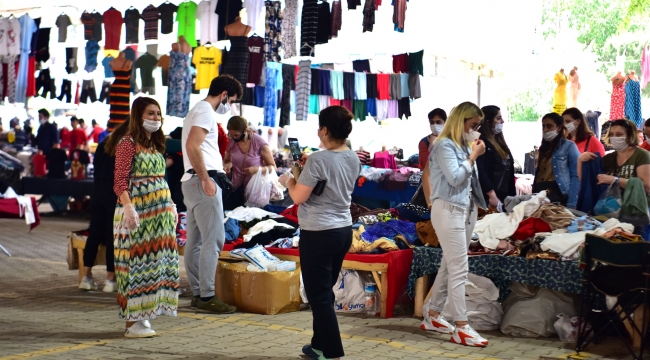 Bornovalı kadınların Sosyete Pazarı sevinci 