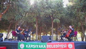  Karşıyaka’da çınarlara özel müzik şöleni Karşıyaka’da çınarlara özel müzik şöleni