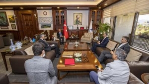 Sağlık İşçileri Sendikası’ndan teşekkür ziyareti