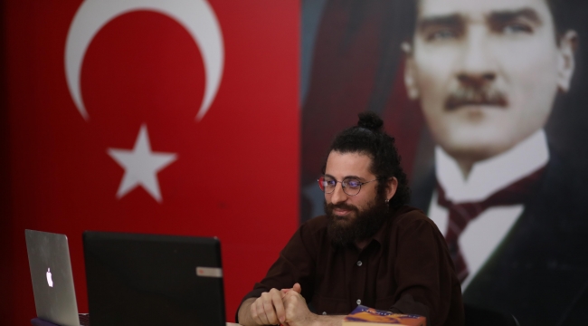 Ünlü isimler Bayraklı’da Nazım’ı anlattı 
