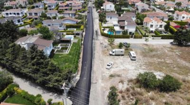 izmir'de asfalt atağı sürüyor