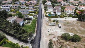 izmir'de asfalt atağı sürüyor
