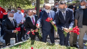 15 Temmuz Demokrasi ve Milli Birlik Günü'nde şehitler anıldı
