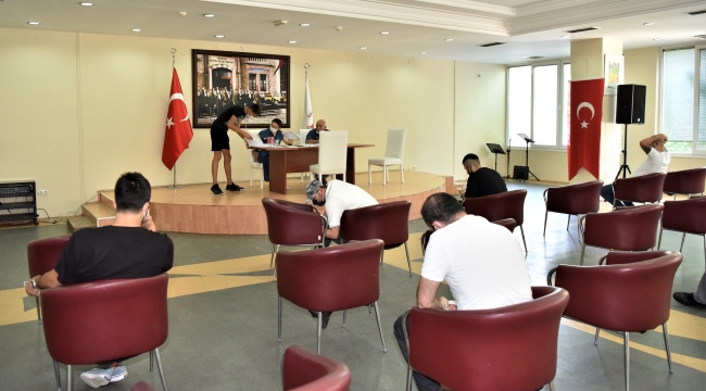 Bornova Belediyesi işverenler ile iş arayanları biraraya getiriyor