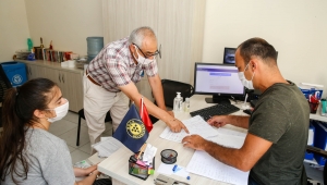 Buca’nın ‘Tercih Günleri’ 4 günde 300 gence destek oldu