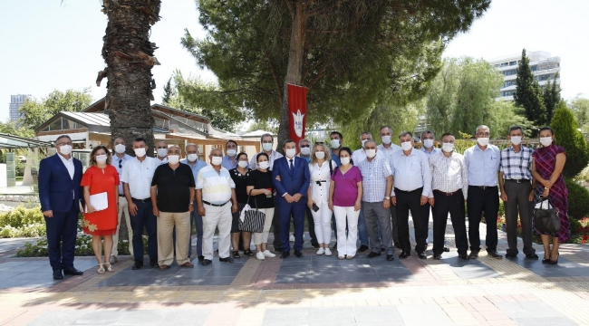 KONAK BELEDİYE BAŞKANI ABDÜL BATUR MUHTARLARLA BULUŞTU: Siz bizim gücümüzsünüz