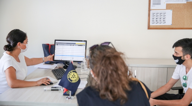Bucalı gençlere üniversite yolunda tam destek