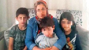 ARDAHAN' lı KADINDAN KANDODURUCU AÇIKLAMA AYAKLARIMA İSPİRTO DÖKÜP BAŞKA KADINLARLA OLAN İLİŞKİSİNİ İZLETTİ