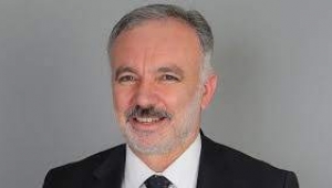 Kars tarihinde ilk kez bir Belediye Başkanı görevinden istifa ediyor.