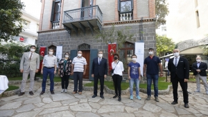 Konak’ın hareketlilik ödülleri sahipleriyle buluştu