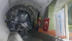 Metro tüneli Narlıdere İstasyonu ile buluştu