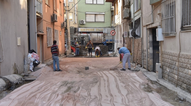 Rafetpaşa Mahallesi’nde sokaklar yenileniyor