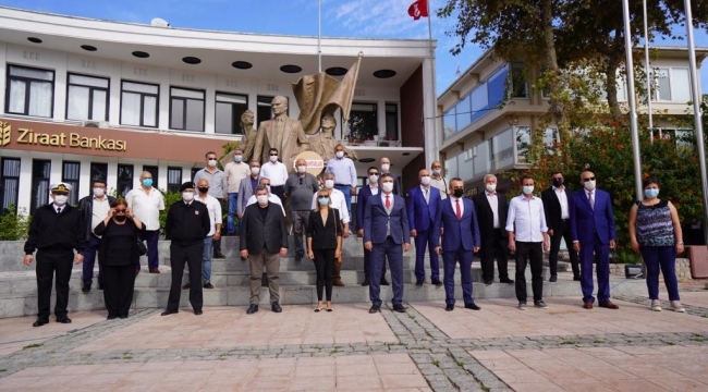 Çeşme’de muhtarlar günü kutlandı