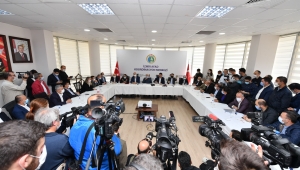 İzmirlilerin yanındayız