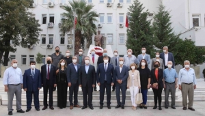 Karşıyaka’da ‘muhtarlar günü’ kutlandı