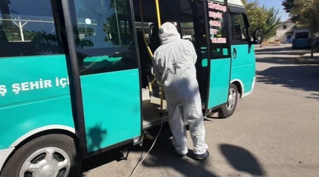 Ödemiş'te Koronavirüs önlemleri: Şehir içi minibüsleri dezenfekte ediliyor 