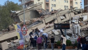 Sağlık Bakanı Koca, İzmir’deki depremde 26 kişinin hayatını kaybettiğini, 885 kişinin yaralandığını açıkladı