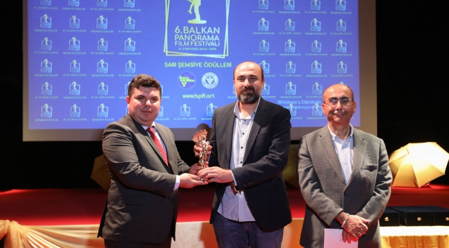 Sarı Şemsiye Ödülleri sahiplerini buldu 